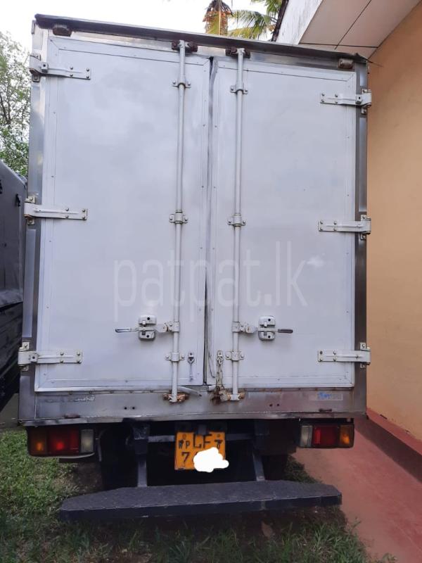 Isuzu ELF 2004 - பயன்படுத்தப்பட்டது டிரக் sale in Sri Lanka - patpat.lk