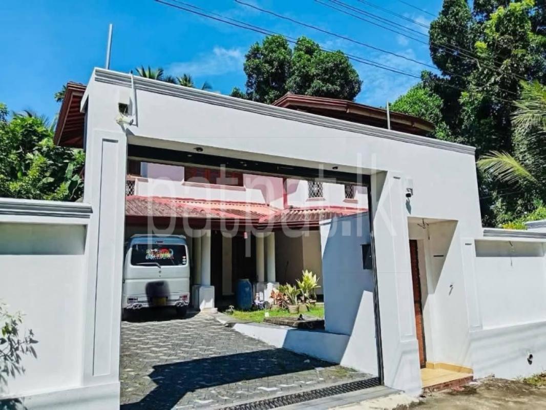 Advertisement image 1