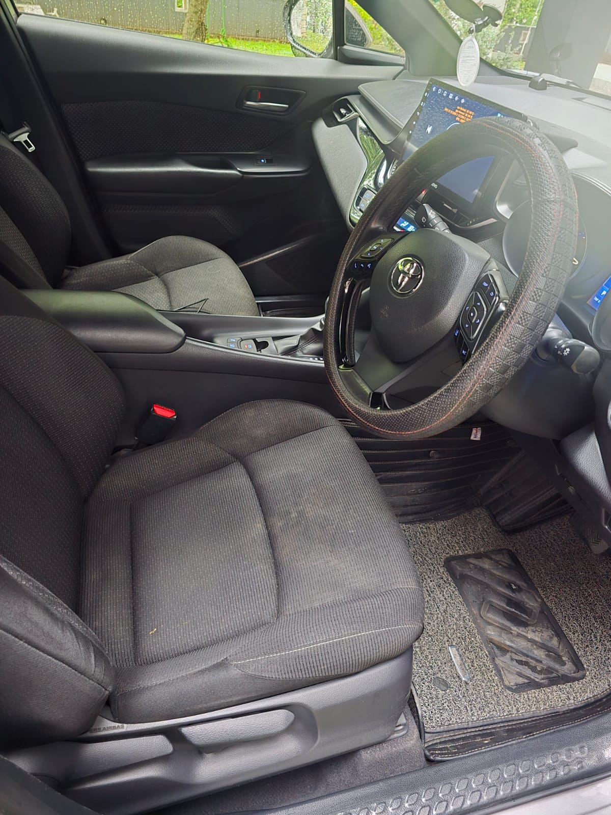 Toyota CHR 2015 - பயன்படுத்தப்பட்டது SUV sale in Sri Lanka - patpat.lk