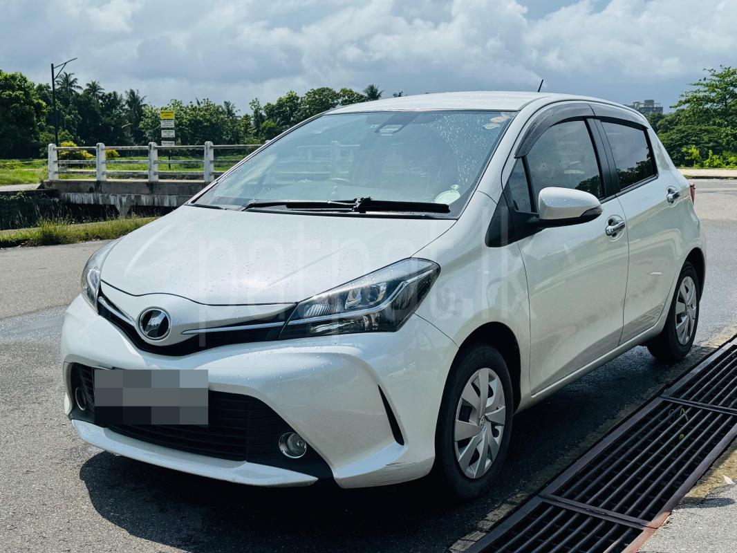 Toyota Vitz 2016 - பயன்படுத்தப்பட்டது கார் sale in Sri Lanka - patpat.lk