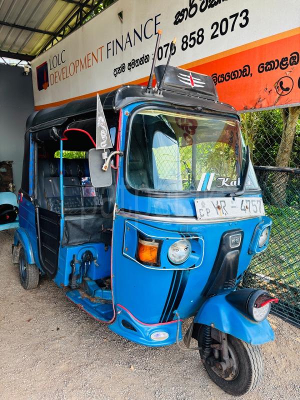 Bajaj Three Wheel 2011 - பயன்படுத்தப்பட்டது முச்சக்கர வண்டி sale in Sri Lanka - patpat.lk