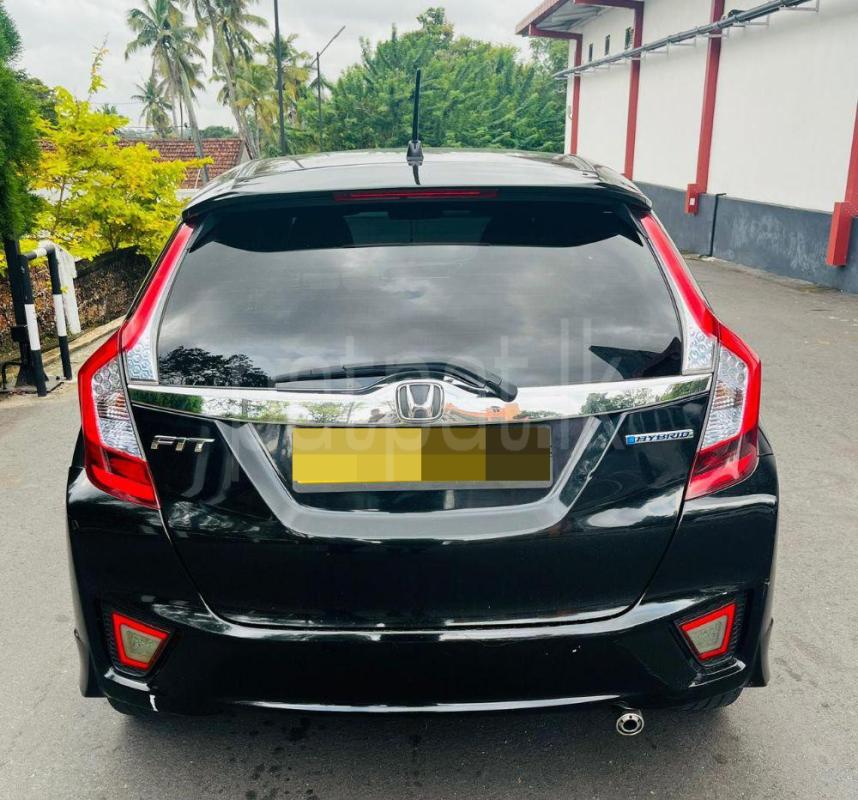 Advertisement image 6