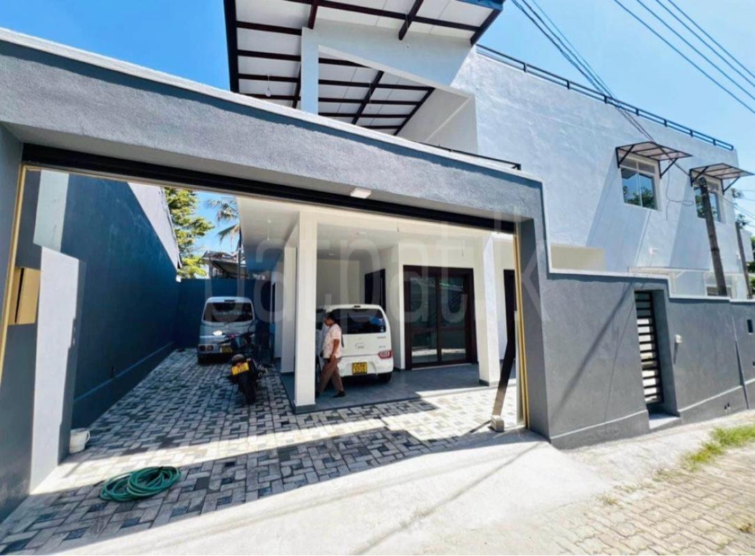 House for Sale in Hokandara ads-image-1