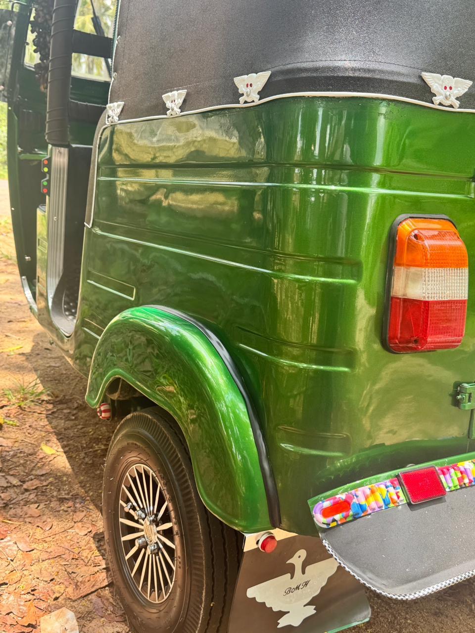 Bajaj Three Wheel 2006 - Used Three wheeler sale in Sri Lanka - patpat.lk