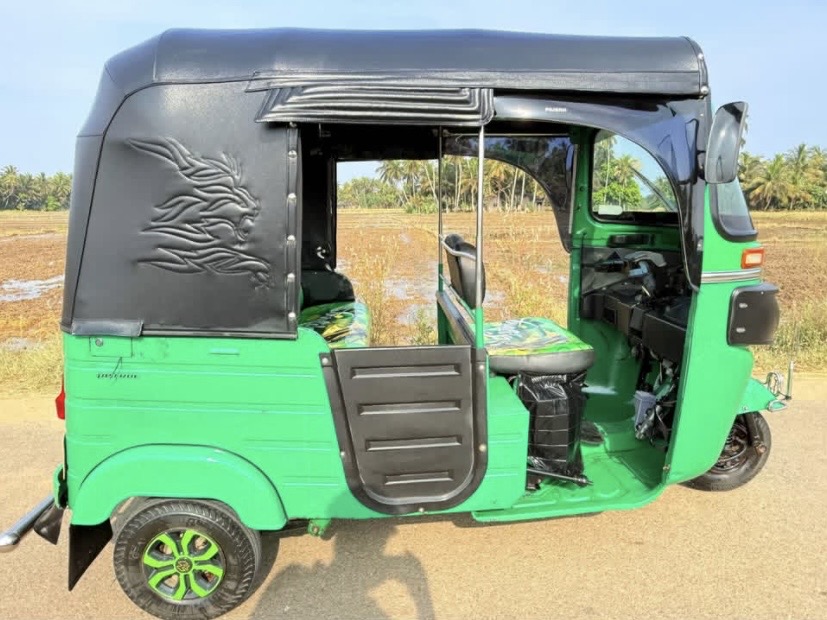 Bajaj Three Wheel 2014 - භාවිතා කරන ලද ත්‍රිරෝද රථය sale in Sri Lanka - patpat.lk