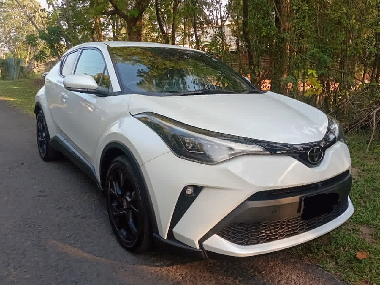 Toyota CHR 2023 - Used SUV sale in Sri Lanka - patpat.lk