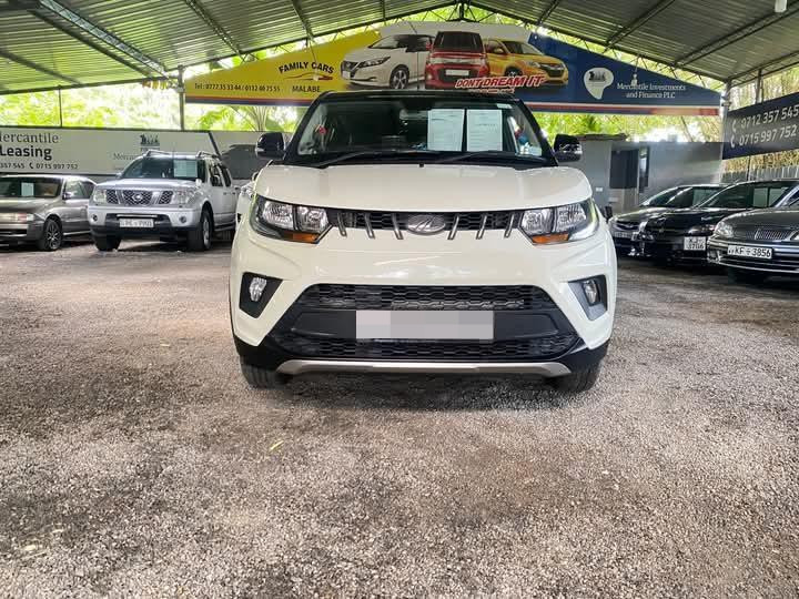 Mahindra KUV 2022 - பயன்படுத்தப்பட்டது SUV sale in Sri Lanka - patpat.lk
