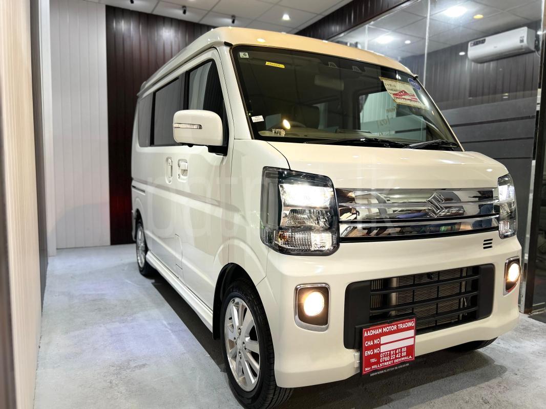 Advertisement image 6