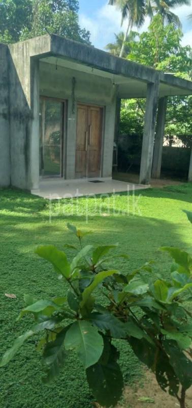 Commercial Land for Sale in Veyangoda