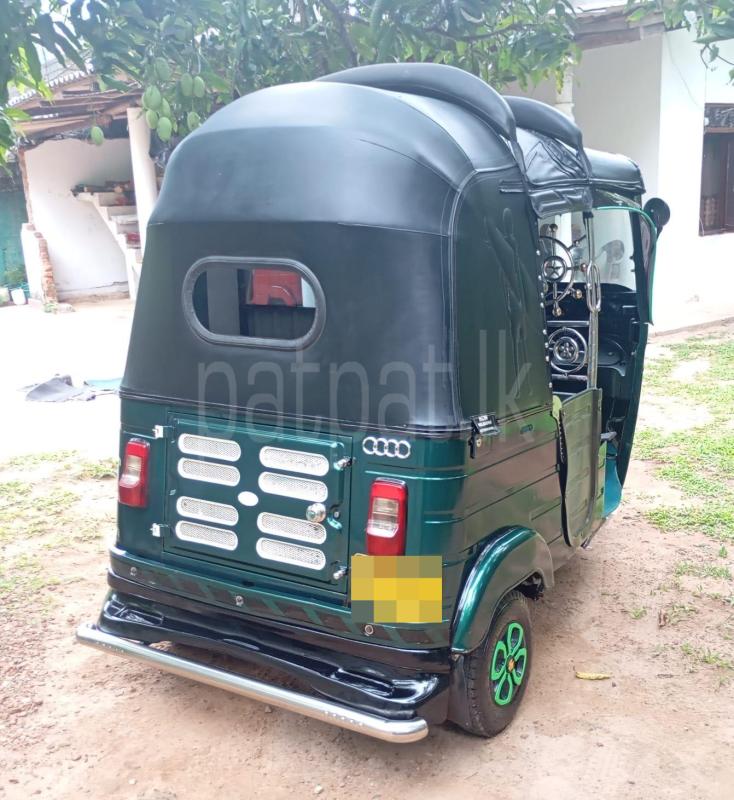 Bajaj Three Wheel 2014 - பயன்படுத்தப்பட்டது முச்சக்கர வண்டி sale in Sri Lanka - patpat.lk