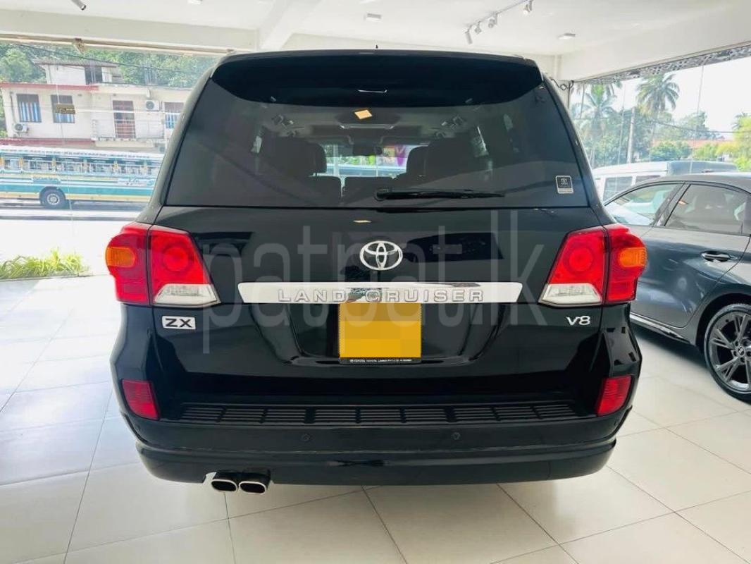 Advertisement image 4