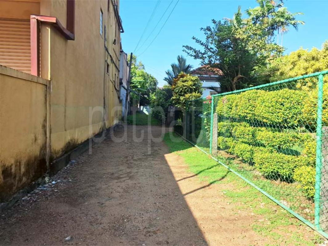 Building for Sale in Gampaha ads-image-1