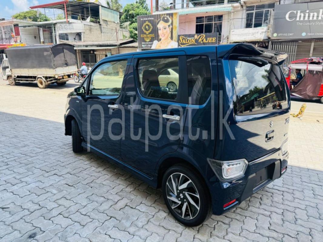 Advertisement image 6