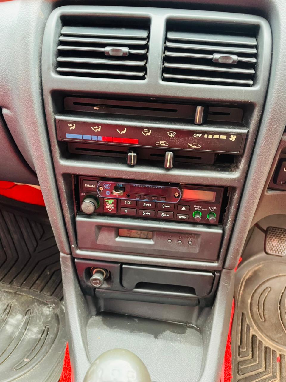 Suzuki Esteem 1998 - பயன்படுத்தப்பட்டது கார் sale in Sri Lanka - patpat.lk