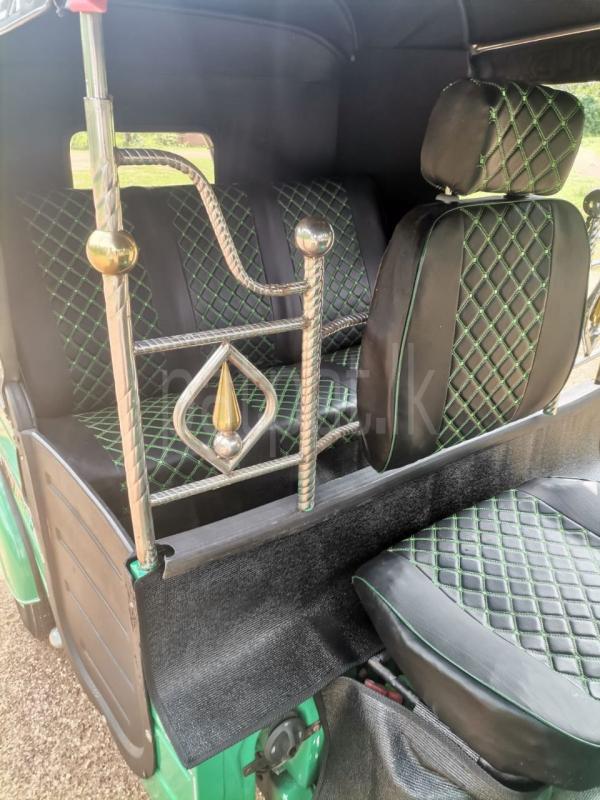 Bajaj Three Wheel 2009 - பயன்படுத்தப்பட்டது முச்சக்கர வண்டி sale in Sri Lanka - patpat.lk