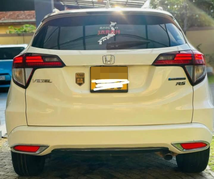 Honda Vezel 2014 - பயன்படுத்தப்பட்டது SUV sale in Sri Lanka - patpat.lk