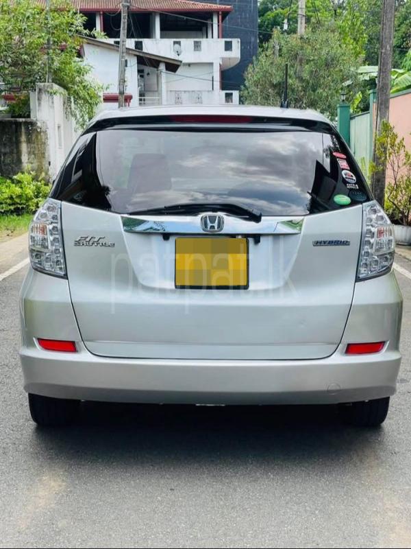 Honda FIT SHUTTLE 2013 - பயன்படுத்தப்பட்டது கார் sale in Sri Lanka - patpat.lk