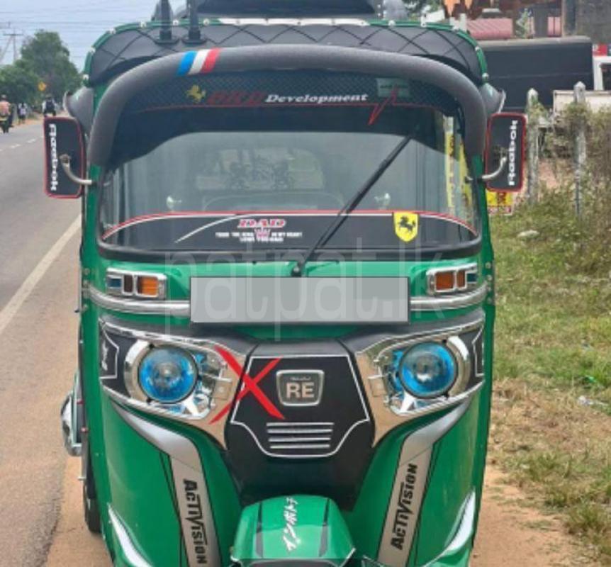 Bajaj Three Wheel 2013 - பயன்படுத்தப்பட்டது முச்சக்கர வண்டி sale in Sri Lanka - patpat.lk