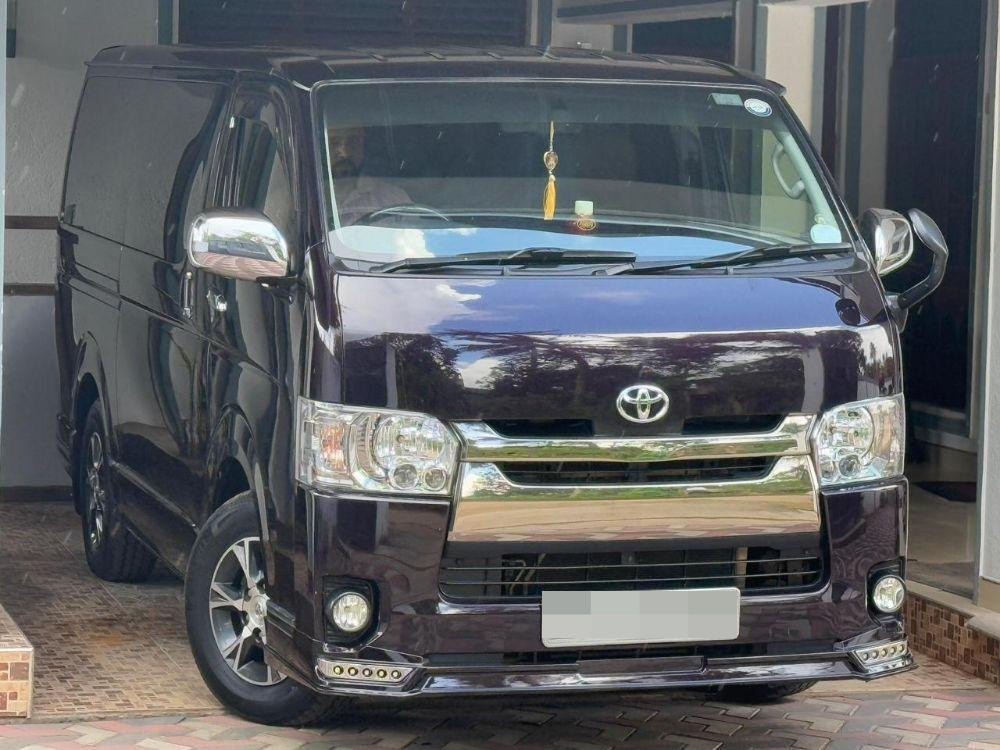 Toyota Hiace 2015 ads-image-1