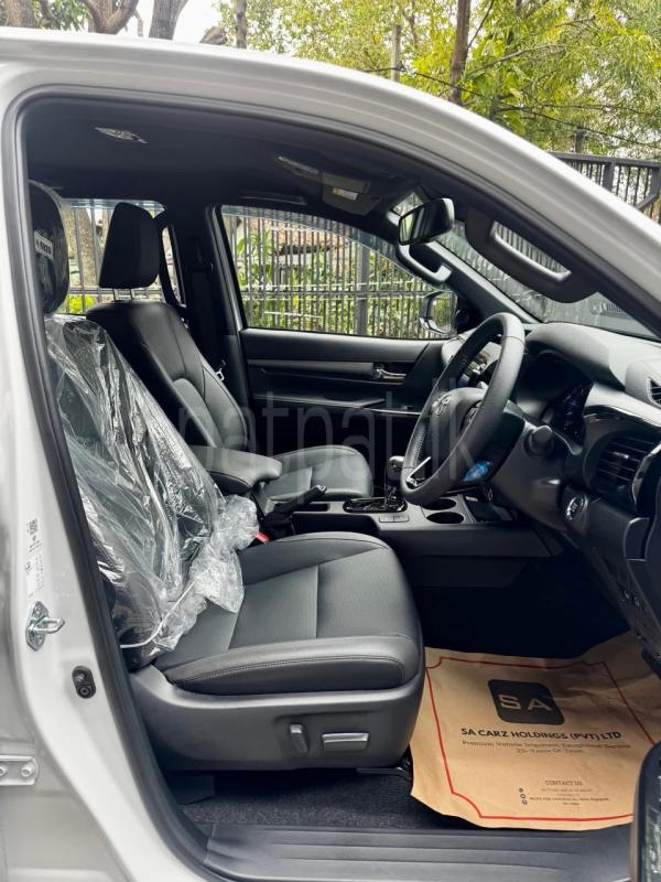 Advertisement image 4