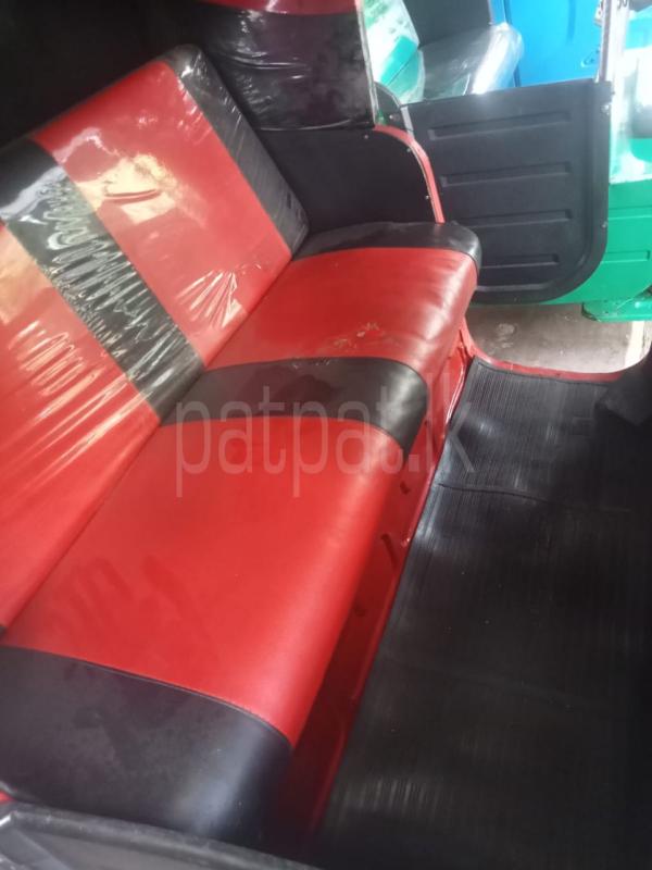Bajaj 4 stroke 2009 - பயன்படுத்தப்பட்டது முச்சக்கர வண்டி sale in Sri Lanka - patpat.lk