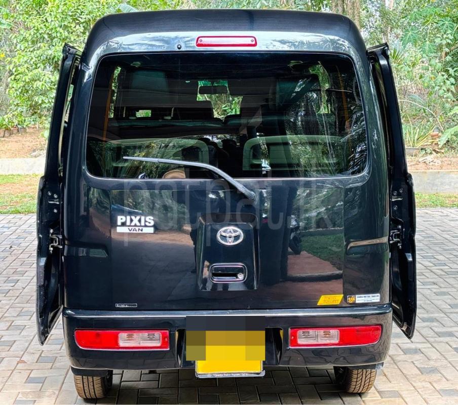 Toyota Pixis 2013 - Used Van sale in Sri Lanka - patpat.lk