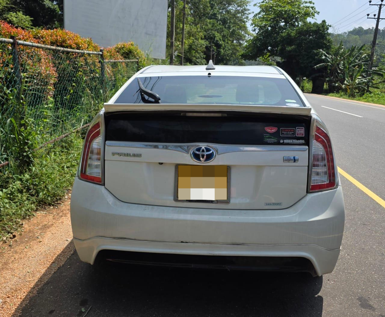 Toyota Prius 2014 - Used Car sale in Sri Lanka - patpat.lk