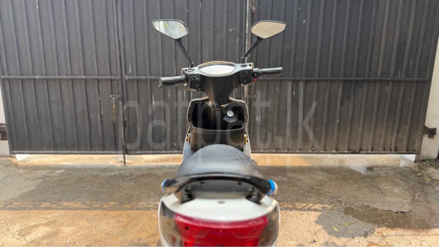 Advertisement image 2