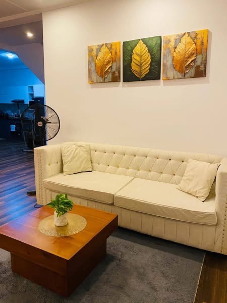 House for Sale in Athurugiriya