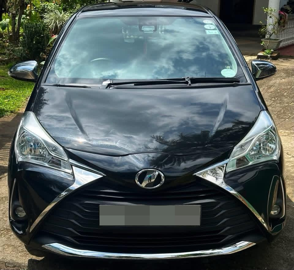 Toyota Vitz 2017 ads-image-1