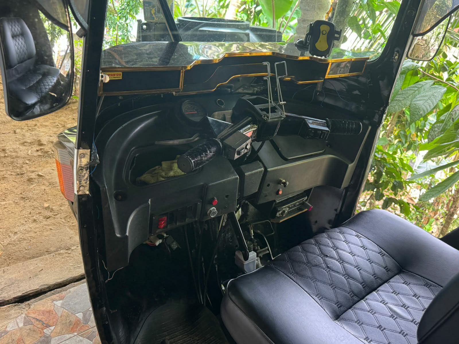 Bajaj Three Wheel 2012 - Used Three wheeler sale in Sri Lanka - patpat.lk