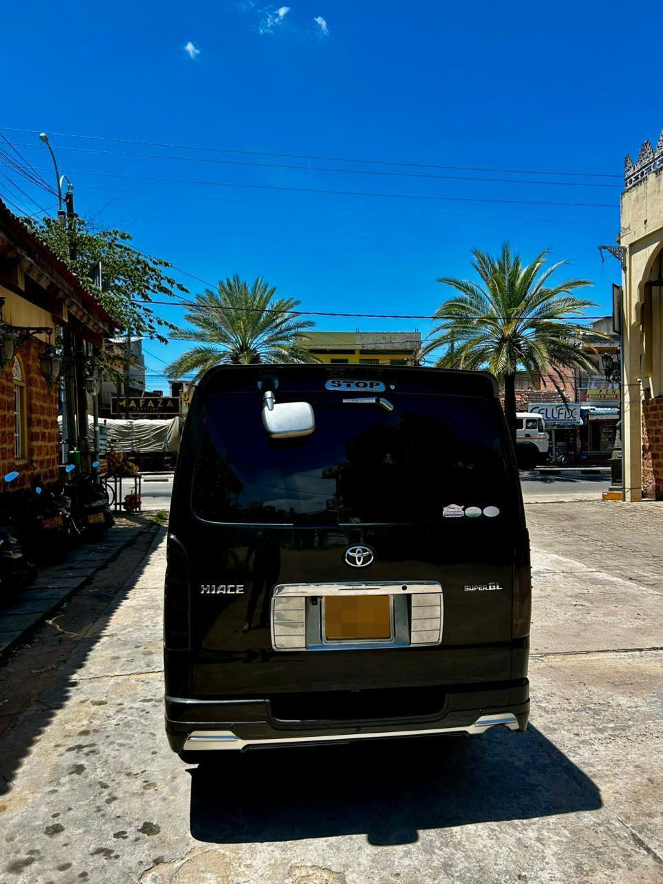 Toyota Hiace 2008 - பயன்படுத்தப்பட்டது வேன் sale in Sri Lanka - patpat.lk
