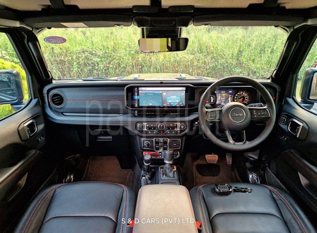 Advertisement image 4