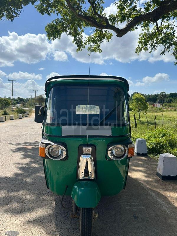 Bajaj 4 stroke 2012 - Used Three wheeler sale in Sri Lanka - patpat.lk