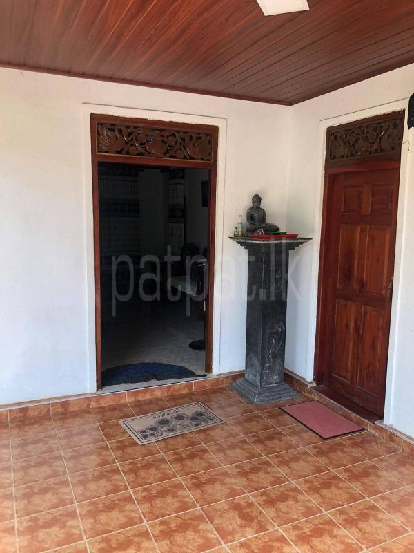 House for Sale in Mirigama