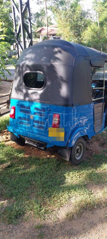 Bajaj Three Wheel 2017 - Used Three wheeler sale in Sri Lanka - patpat.lk