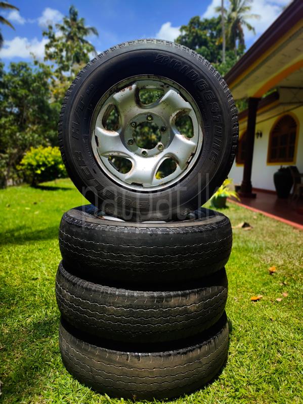 Quality Tyres with Wheels  for Sale – Good Condition 🛞