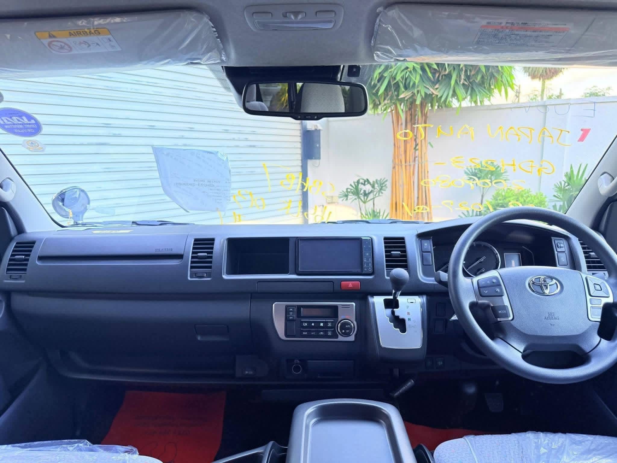 Toyota Hiace 2025 - Brand New Van sale in Sri Lanka - patpat.lk