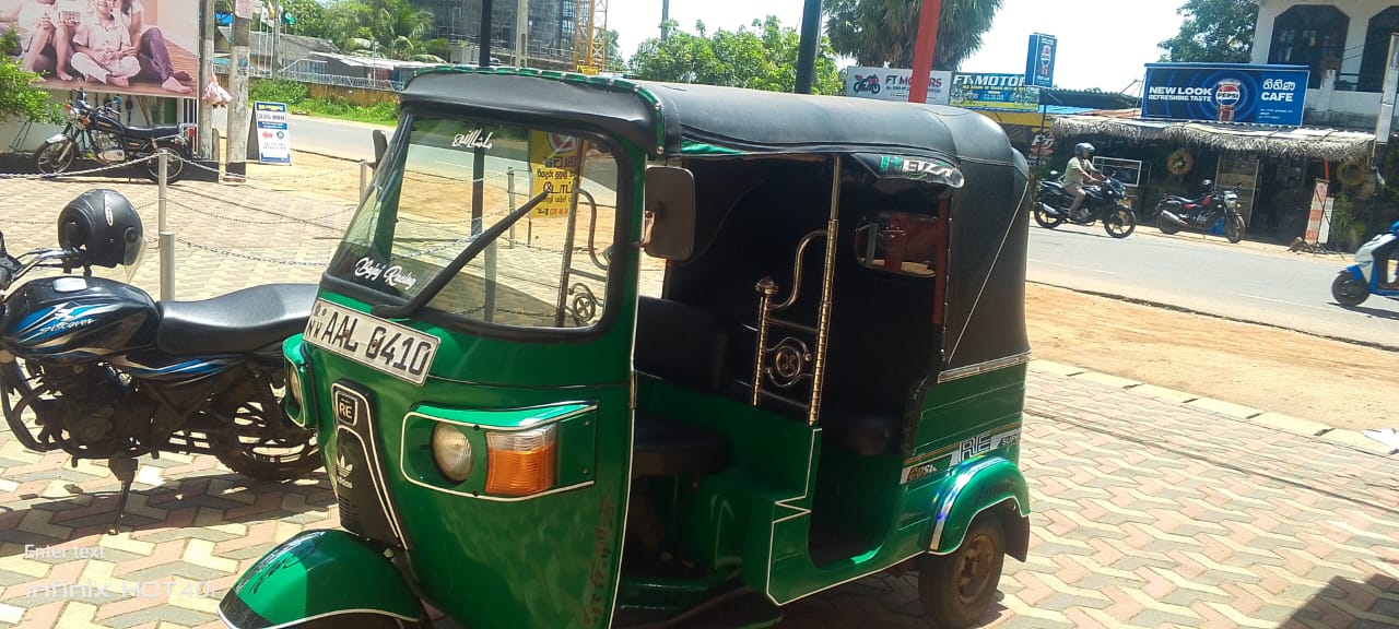 Bajaj 4 stroke 2013 - භාවිතා කරන ලද ත්‍රිරෝද රථය sale in Sri Lanka - patpat.lk