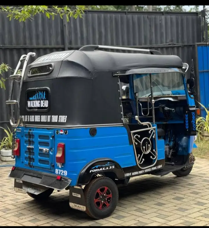 Bajaj Three Wheel 2004 - பயன்படுத்தப்பட்டது முச்சக்கர வண்டி sale in Sri Lanka - patpat.lk