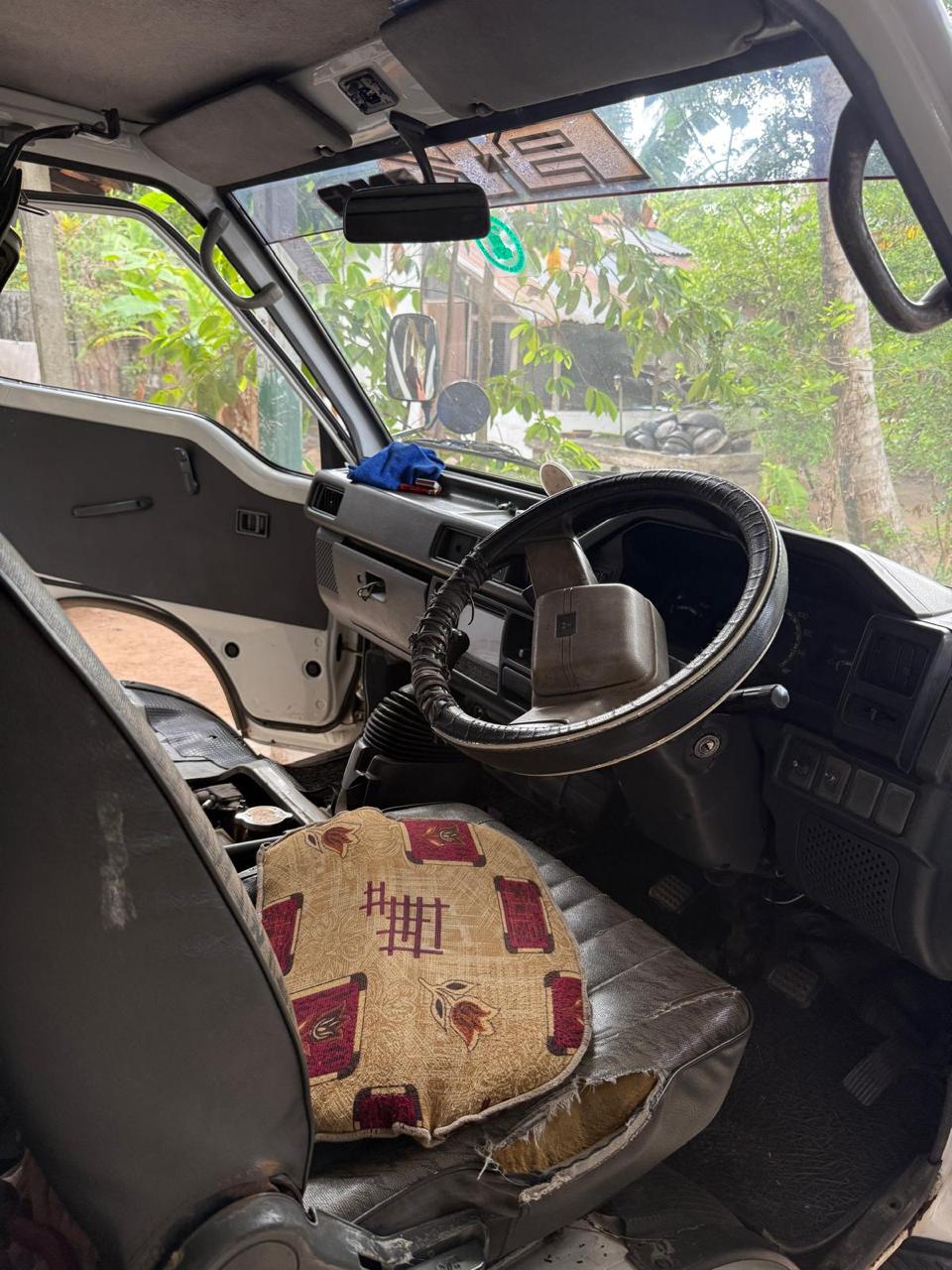 Mitsubishi Delica 1983 - භාවිතා කරන ලද ට්‍රක් රථය sale in Sri Lanka - patpat.lk