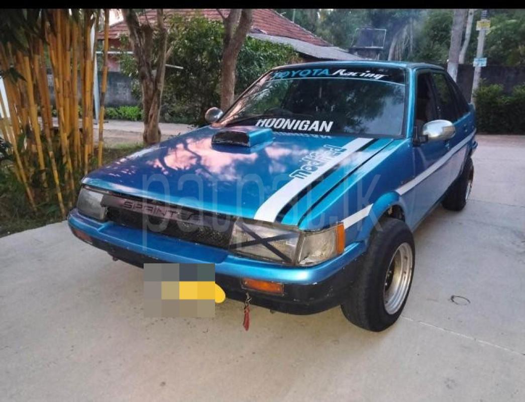 Toyota SPINTER 1986 - பயன்படுத்தப்பட்டது கார் sale in Sri Lanka - patpat.lk