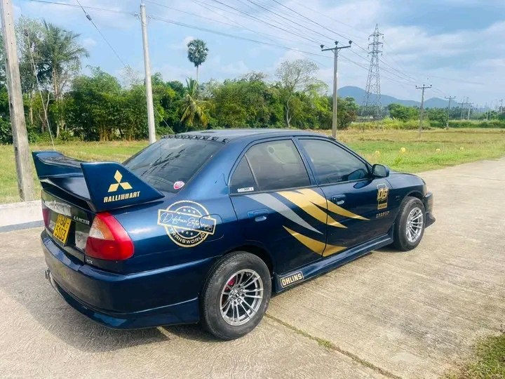 Mitsubishi Lancer 2002 - Used Car sale in Sri Lanka - patpat.lk