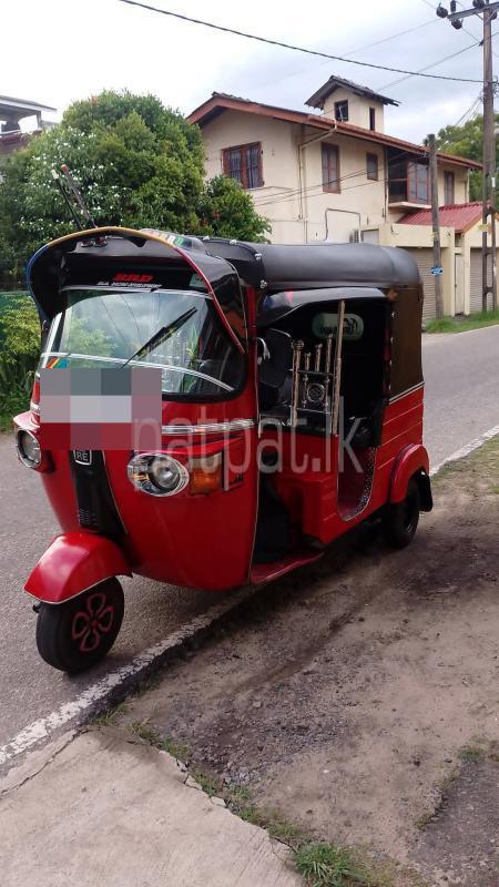Bajaj Three Wheel 2011 - பயன்படுத்தப்பட்டது முச்சக்கர வண்டி sale in Sri Lanka - patpat.lk
