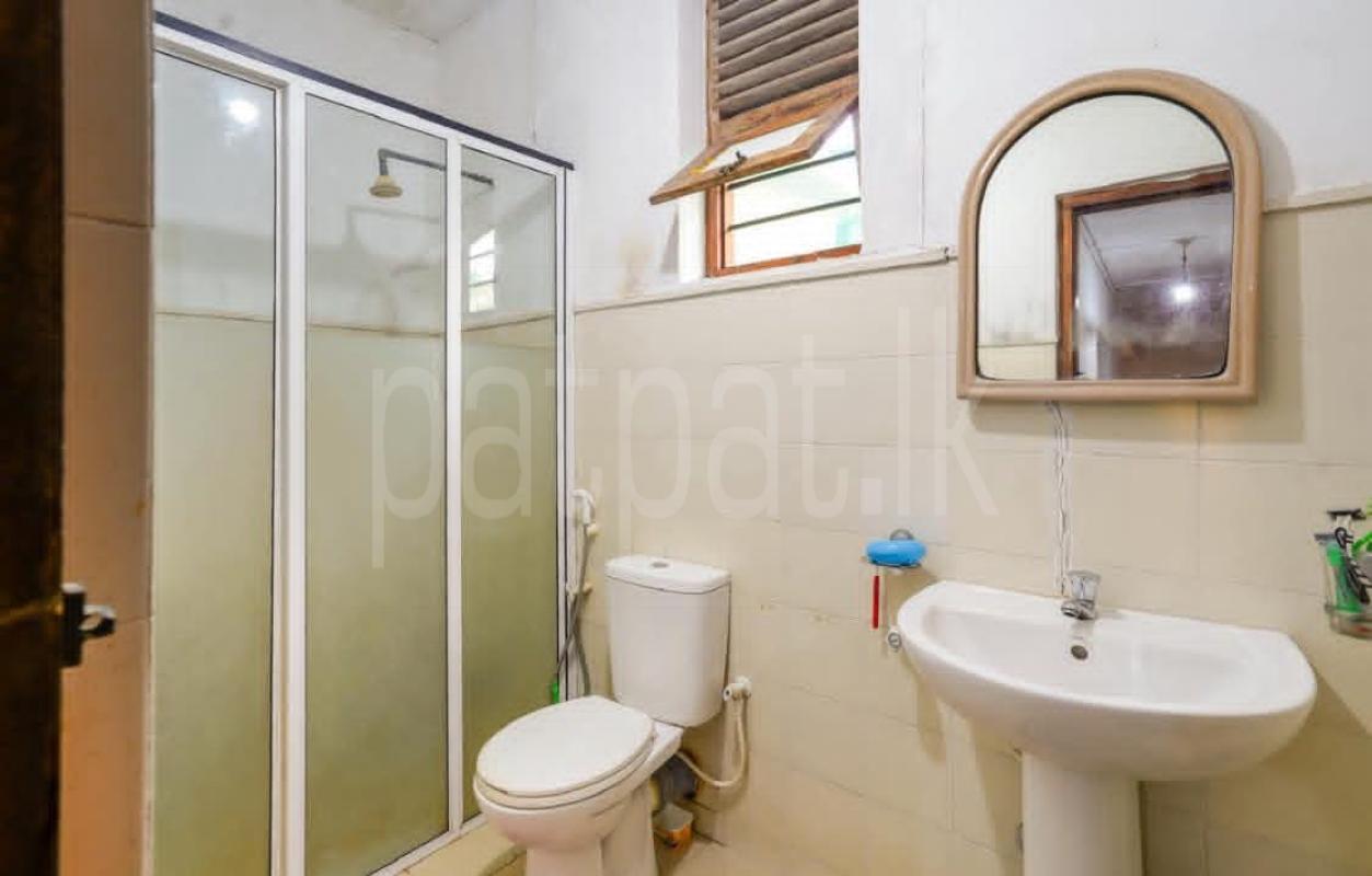 House for Sale in Boralesgamuwa