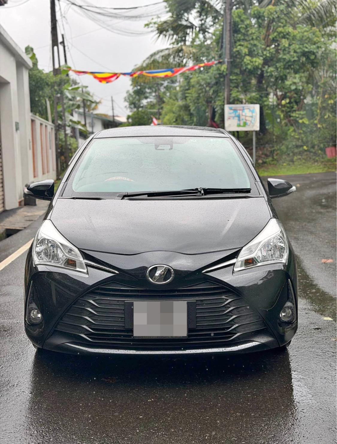 Toyota Vitz 2018 - Used Car sale in Sri Lanka - patpat.lk