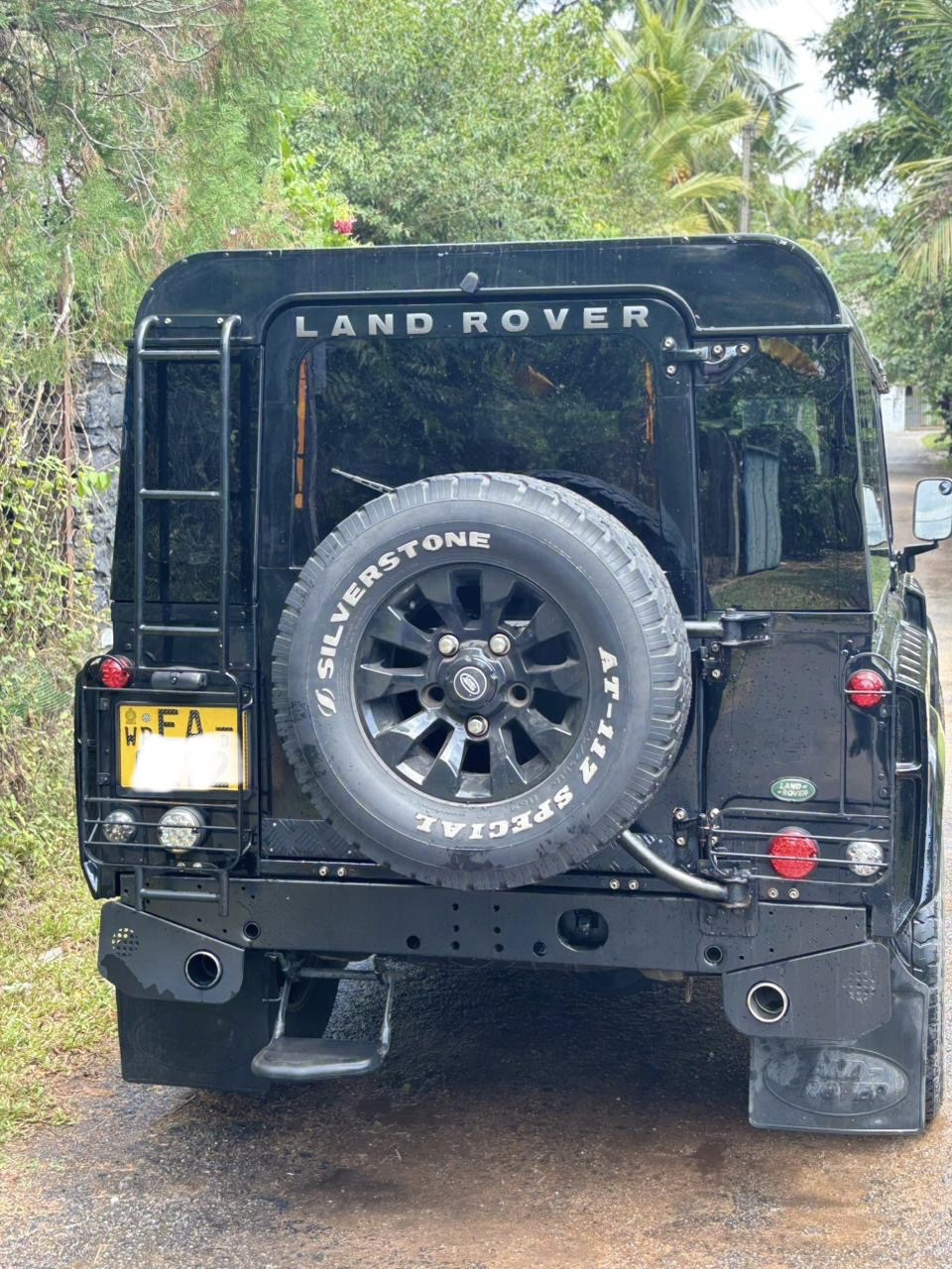 Land Rover Defender 2012 - Used SUV sale in Sri Lanka - patpat.lk
