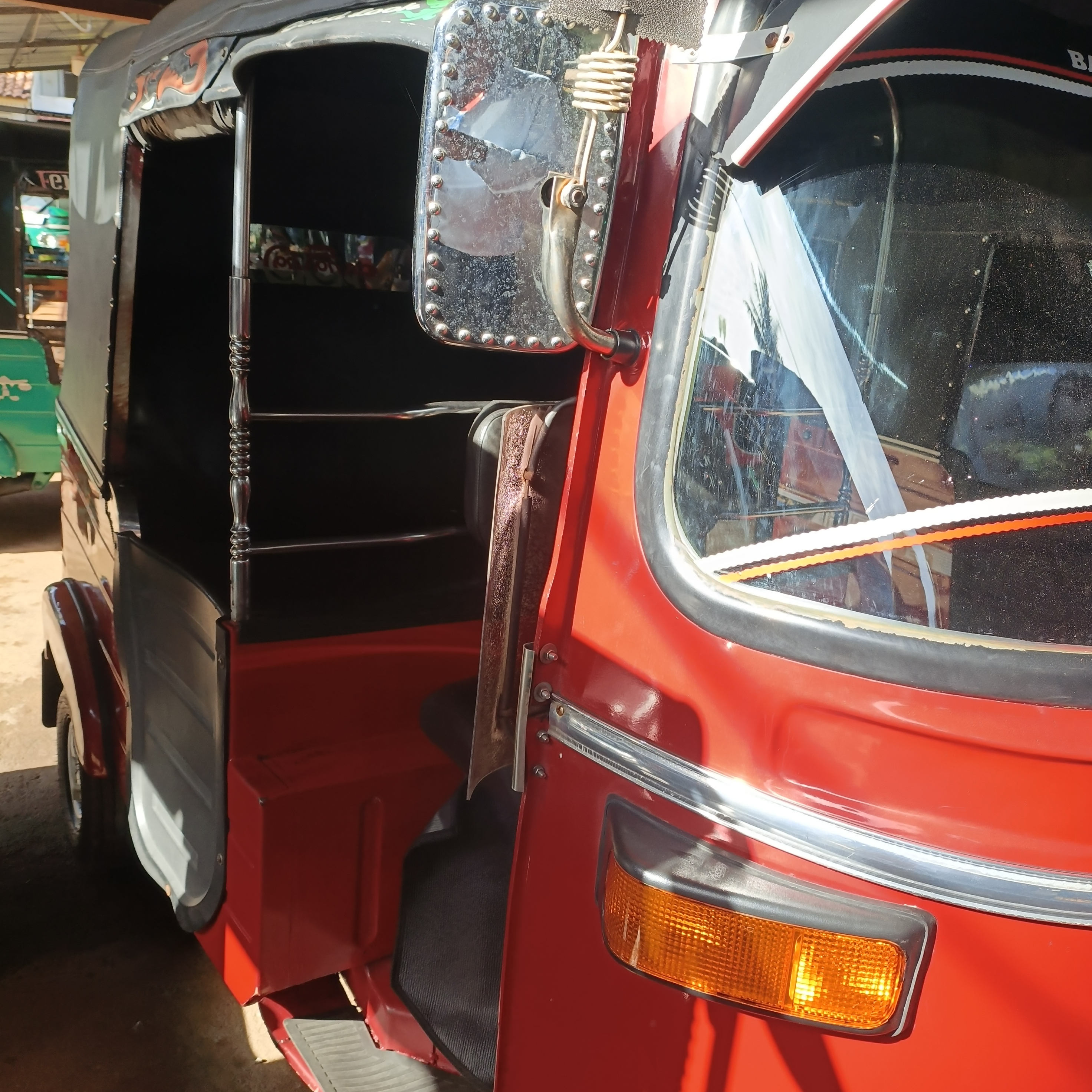 Bajaj 2 stroke 2003 - Used Three wheeler sale in Sri Lanka - patpat.lk