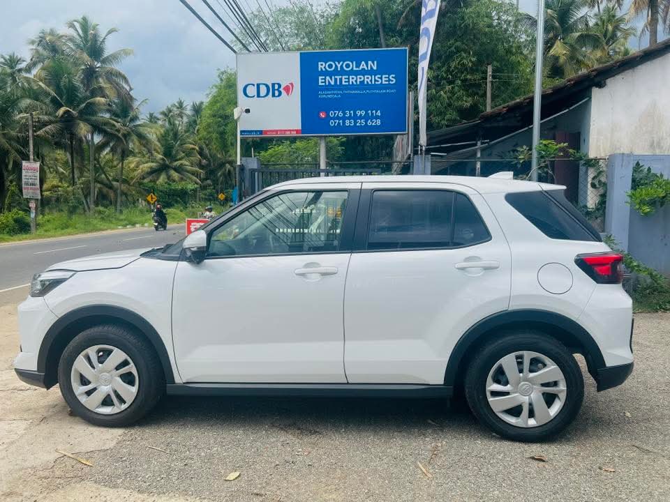 Toyota Raize 2025 - மறுசீரமைக்கப்பட்டது SUV sale in Sri Lanka - patpat.lk