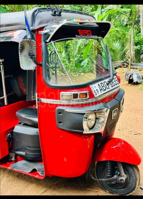 Bajaj 4 stroke 2016 - භාවිතා කරන ලද ත්‍රිරෝද රථය sale in Sri Lanka - patpat.lk